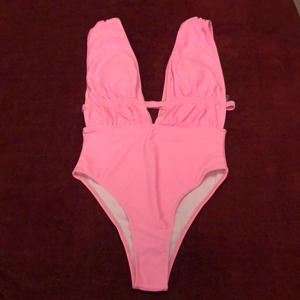 Ruched Plunging One Piece Swimsuit - Picture 4 of 6